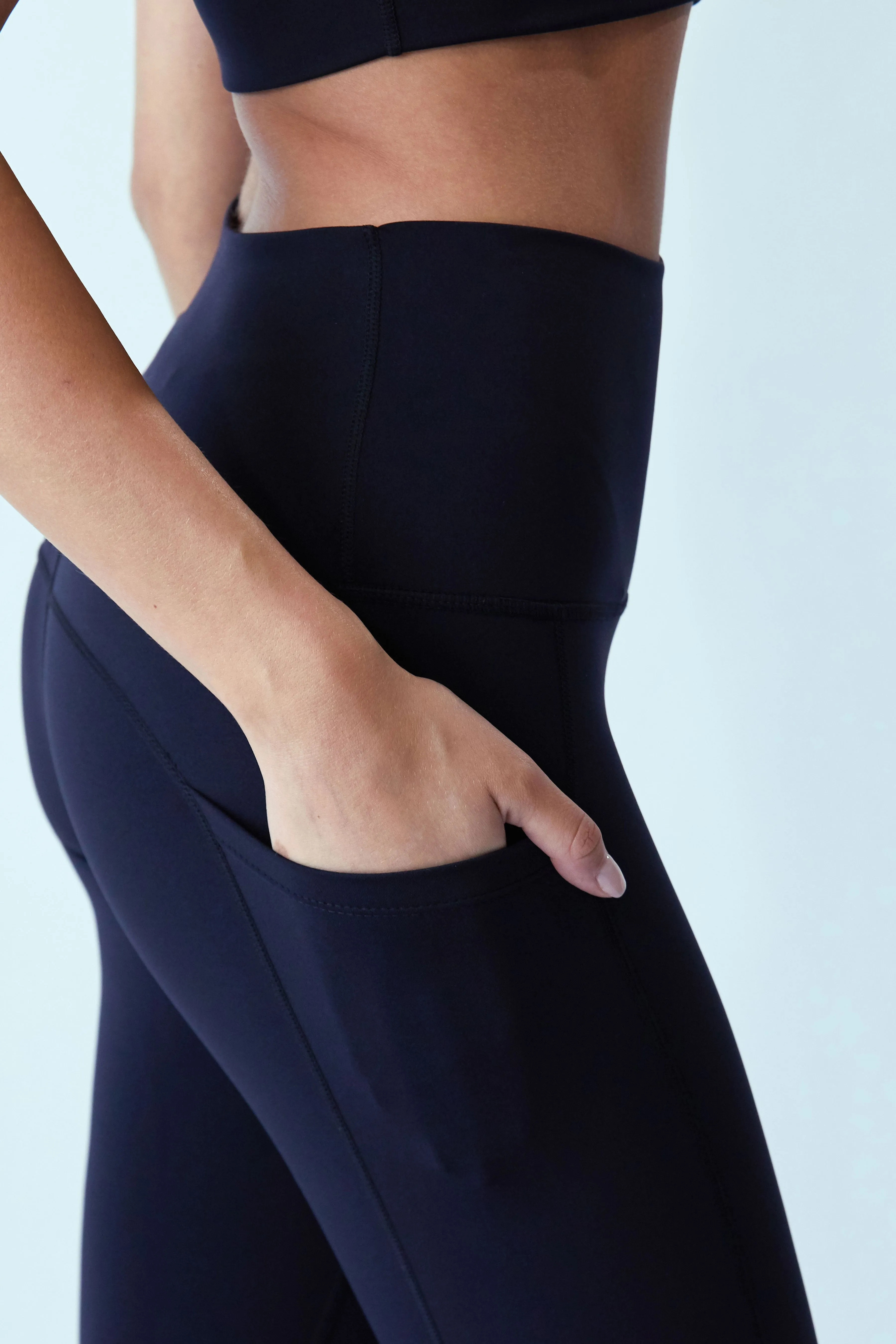 Fia Shorts In Black Pencil