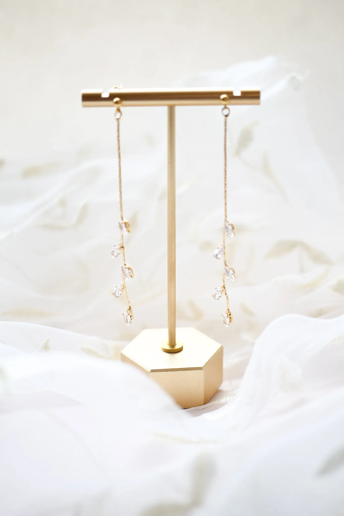 Long Daphne Dangle